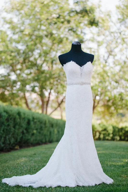 Early Access Allure Bridals 9107