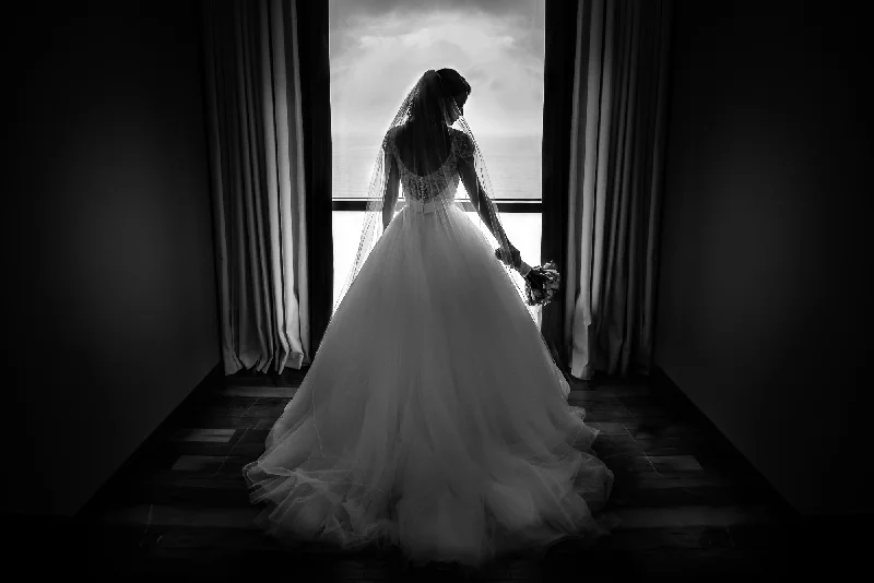 Stock Clearance Allure Bridals 9100