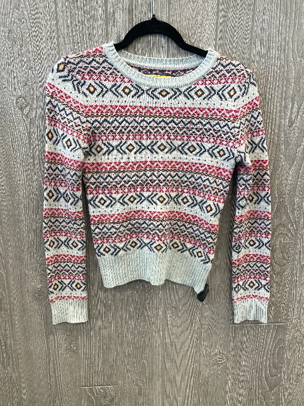 Sweater By Clothes Mentor In Grey & Red, Size: S