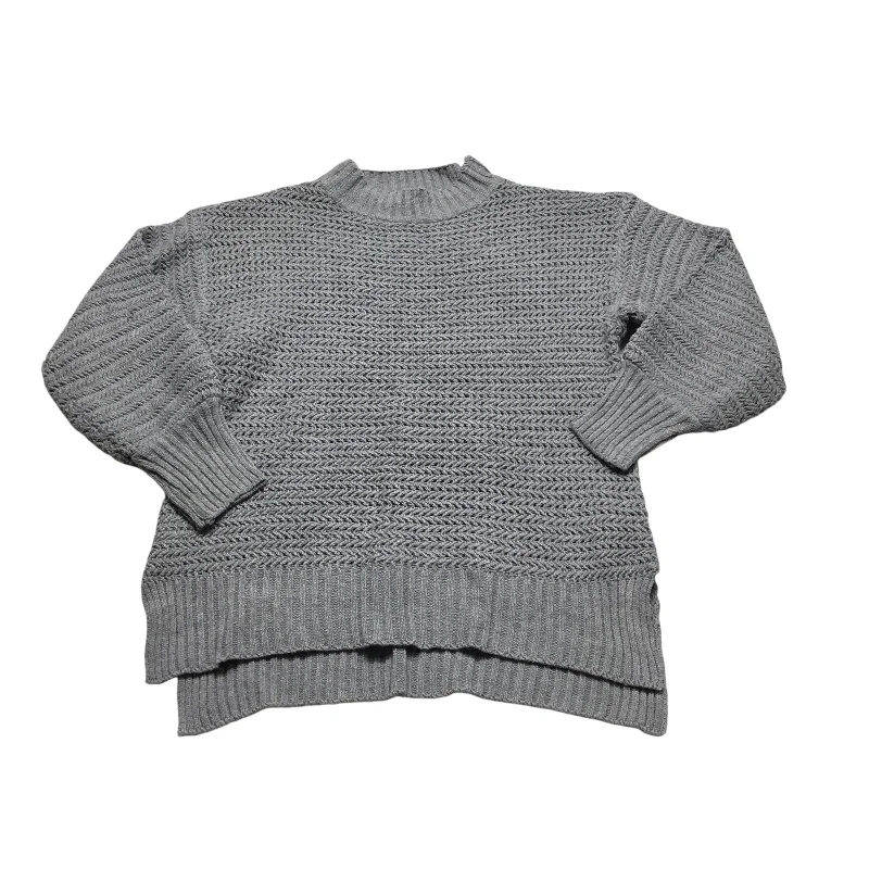 Sweater By Clothes Mentor In Grey, Size: M