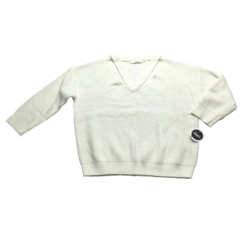 Sweater By Clothes Mentor In White, Size: M